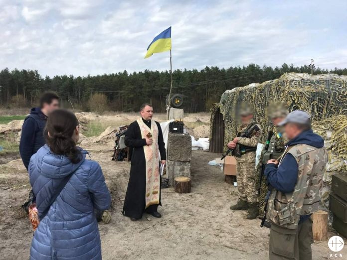 Ukraina - Papież walczy o księży